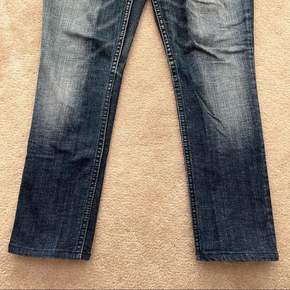 🍉 Levis Curvy Cut 528 Jeans Juniors Medium Wash - Picture 4 of 11